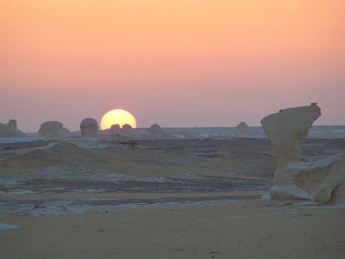 White desert sunset ©Venus Adventures
