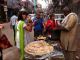Sampling delicious hot and tasty street food in Delhi - perfectly safe! ©Venus Adventures
